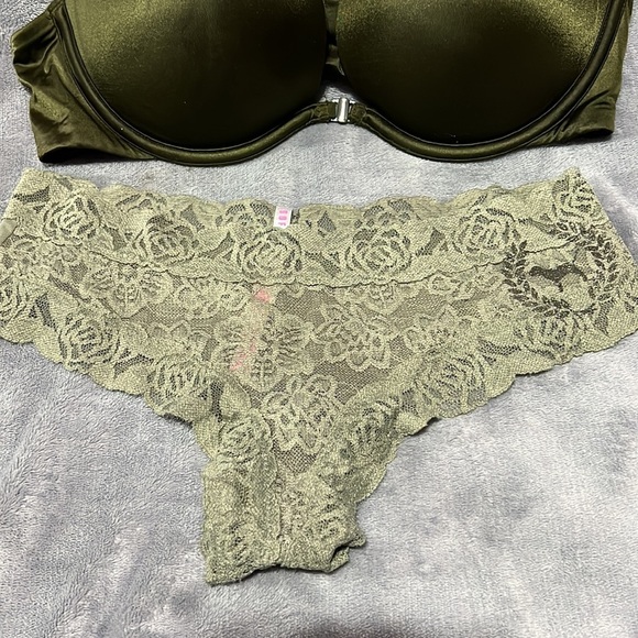 Victoria’s Secret Olive Green Bra and Pantie Set - Picture 2 of 11
